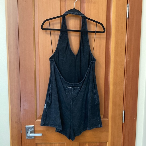 FP Movement by Free People Charcoal Hot Shot Halter Romper XS NWOT - Picture 2 of 6